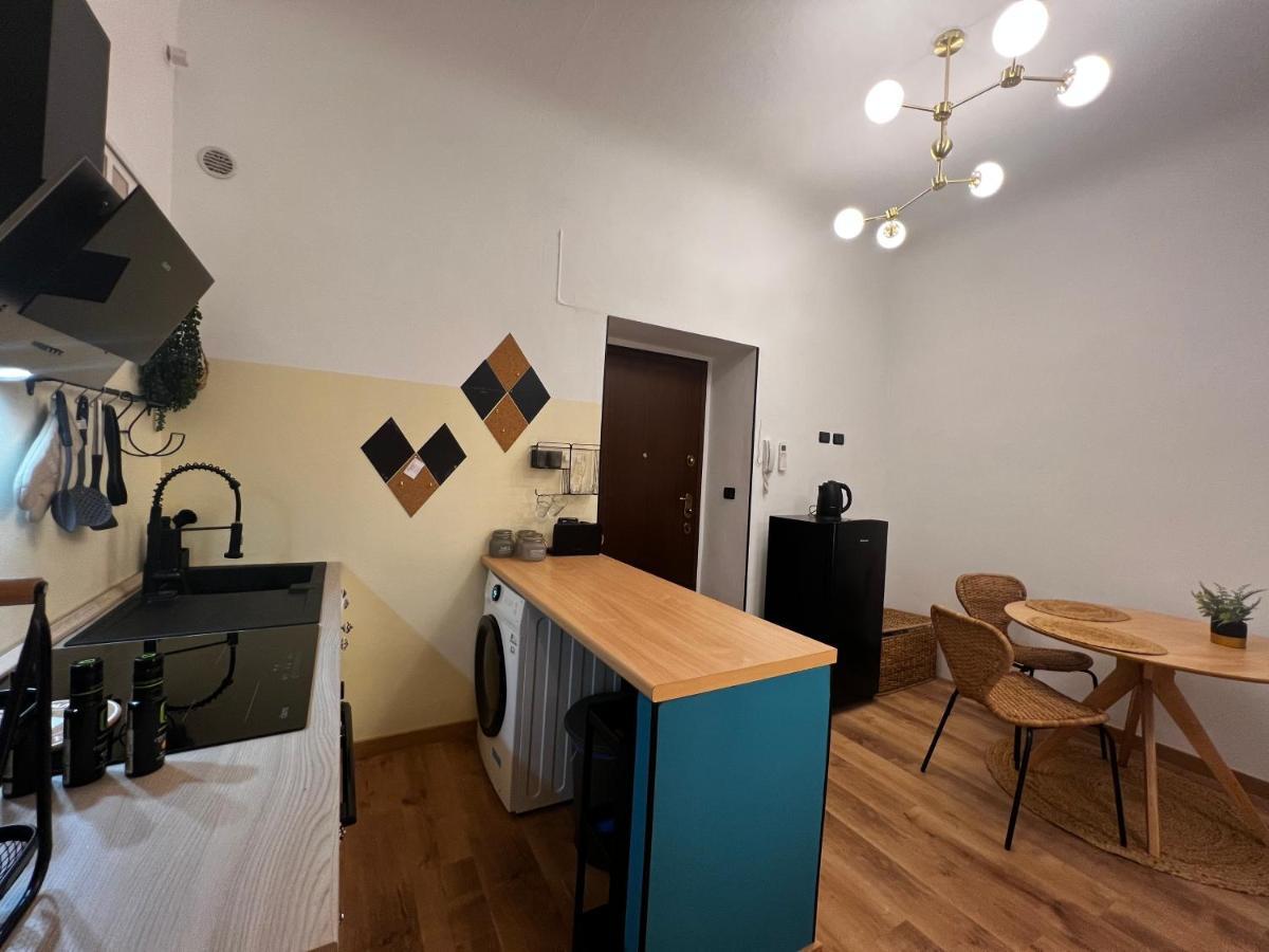 Regina Milano Ai Navigli - Sky Tv, Wifi And Breakfast Box公寓 外观 照片
