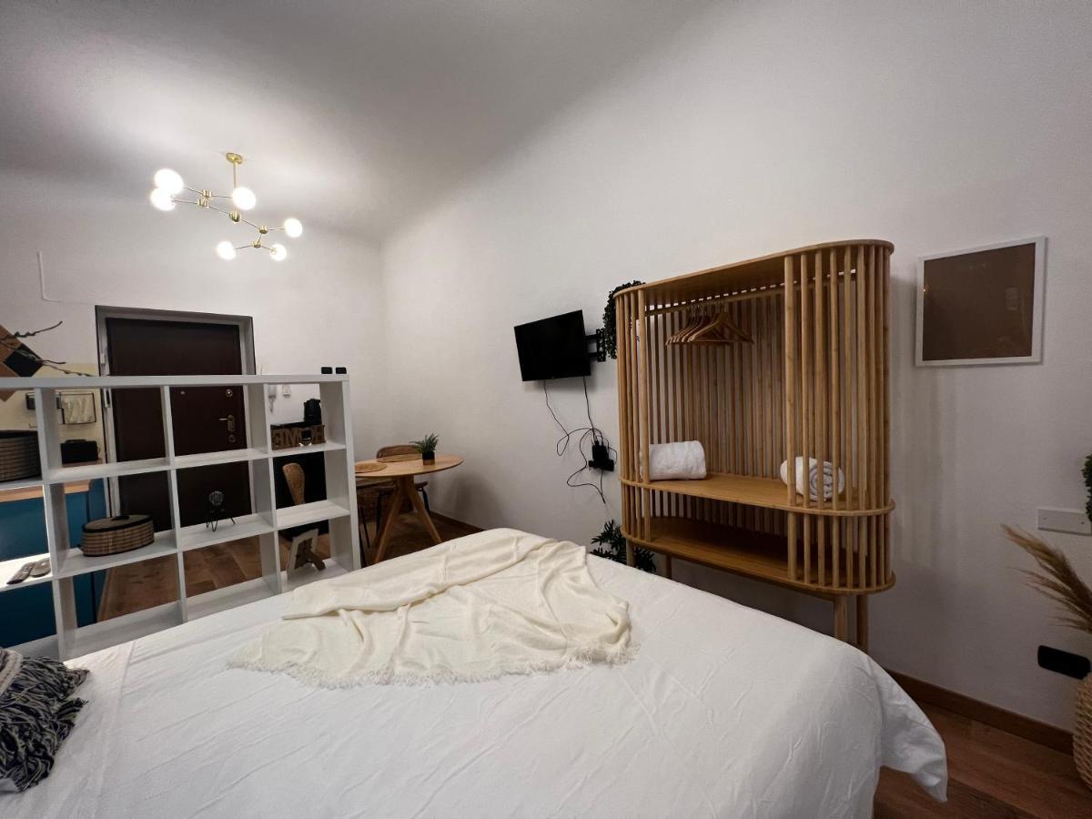 Regina Milano Ai Navigli - Sky Tv, Wifi And Breakfast Box公寓 外观 照片