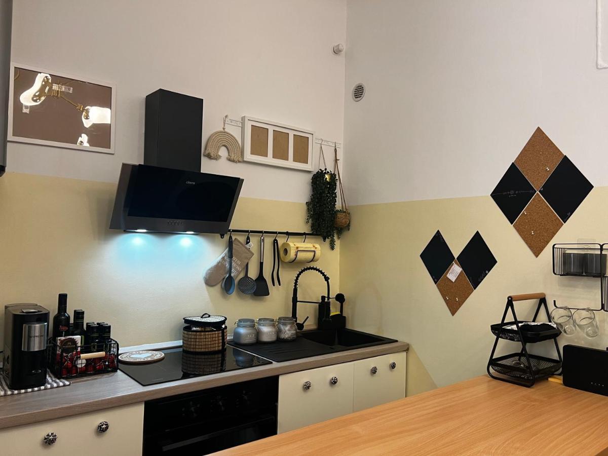 Regina Milano Ai Navigli - Sky Tv, Wifi And Breakfast Box公寓 外观 照片